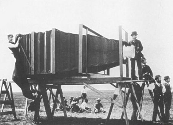 Dünyadaki ilk fotoğraf makinesi